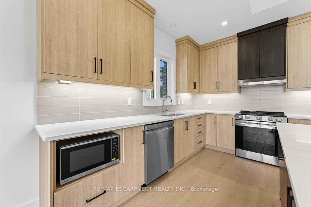 1313 Baseline Road photo 6