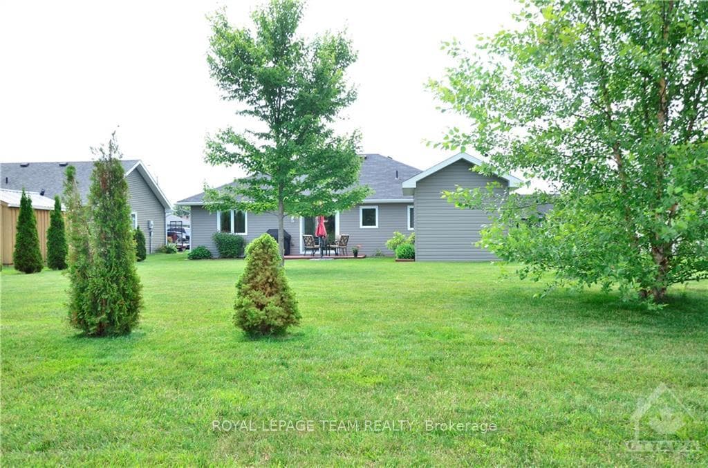 10721 WEST END Terrace photo 24