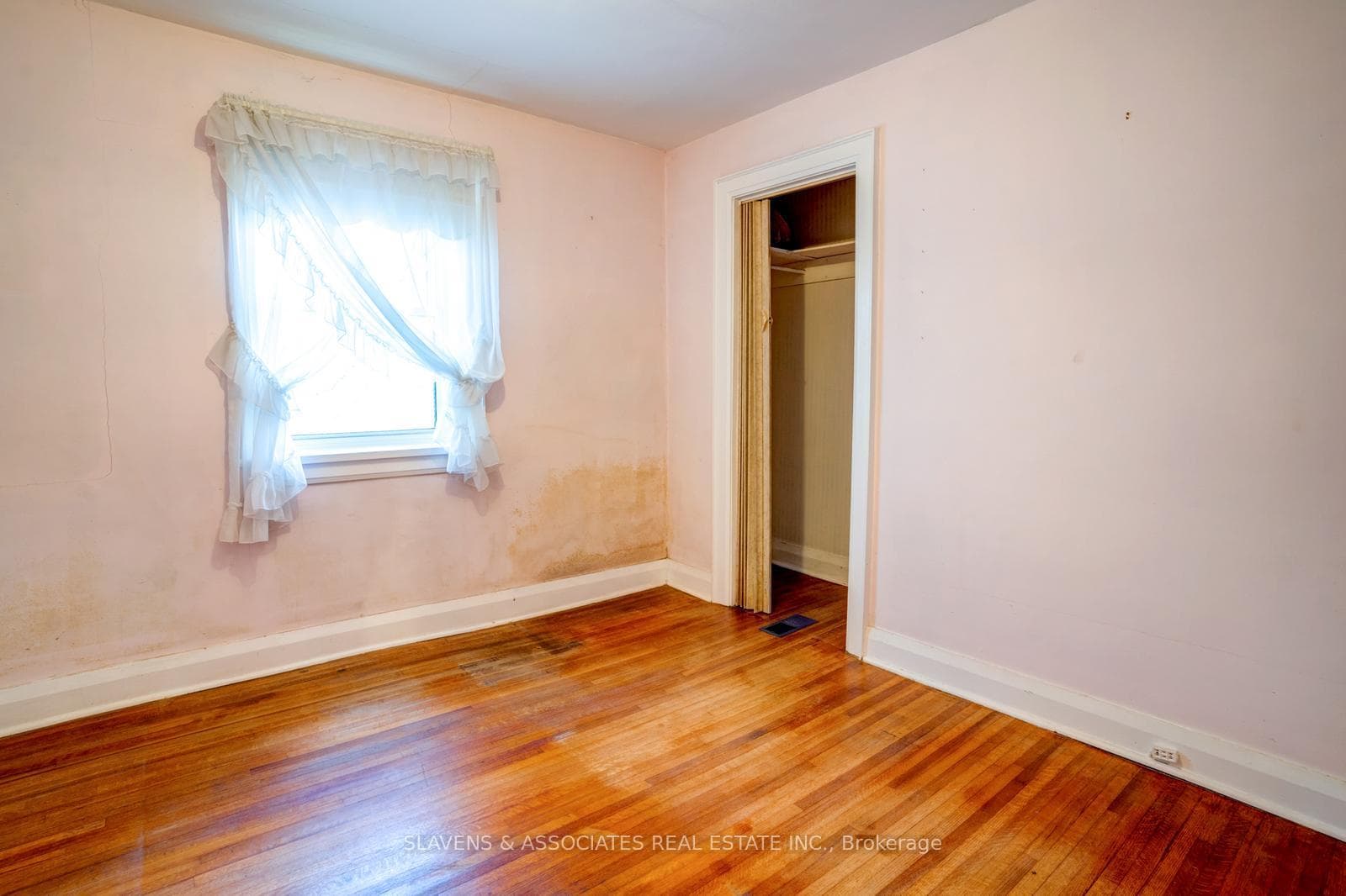 9 Wadsworth Boulevard photo 10