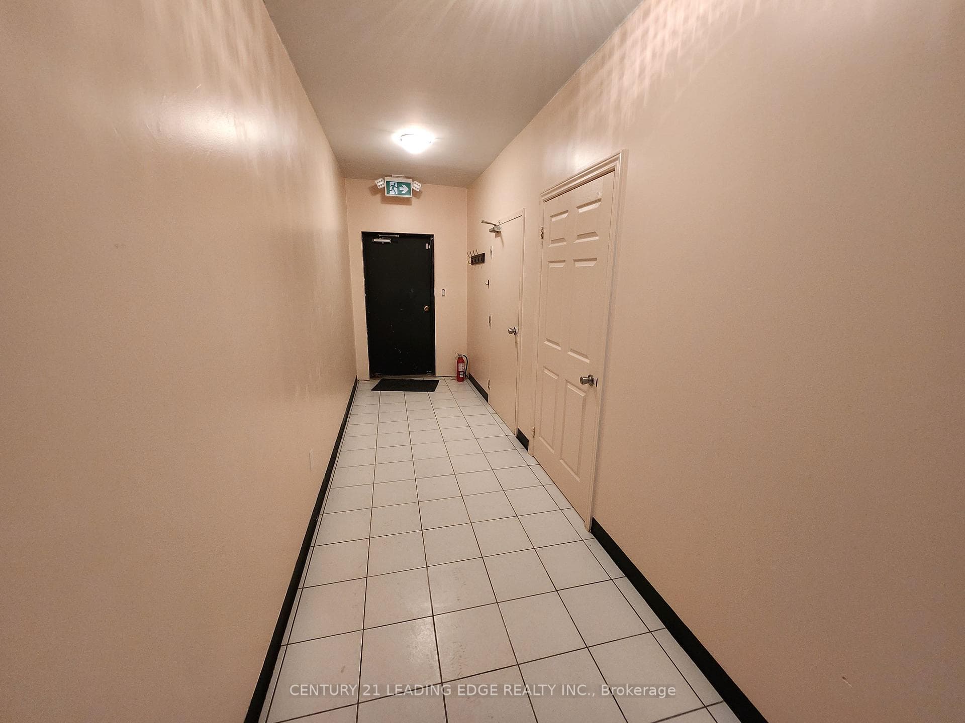 2193 Queen Street Unit Main Fl photo 13