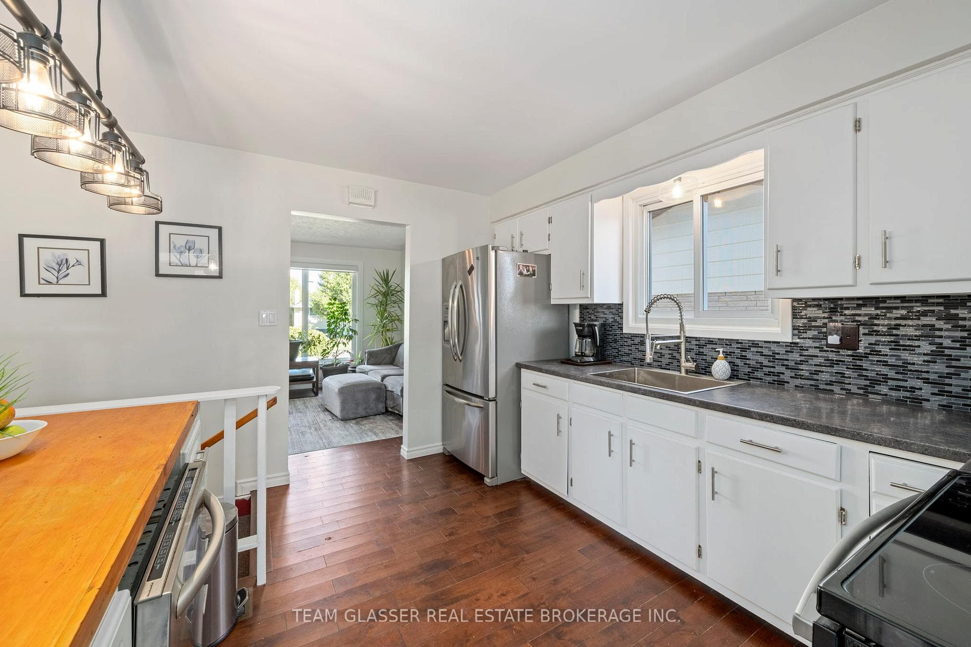 108 WILLIAM Street photo 16