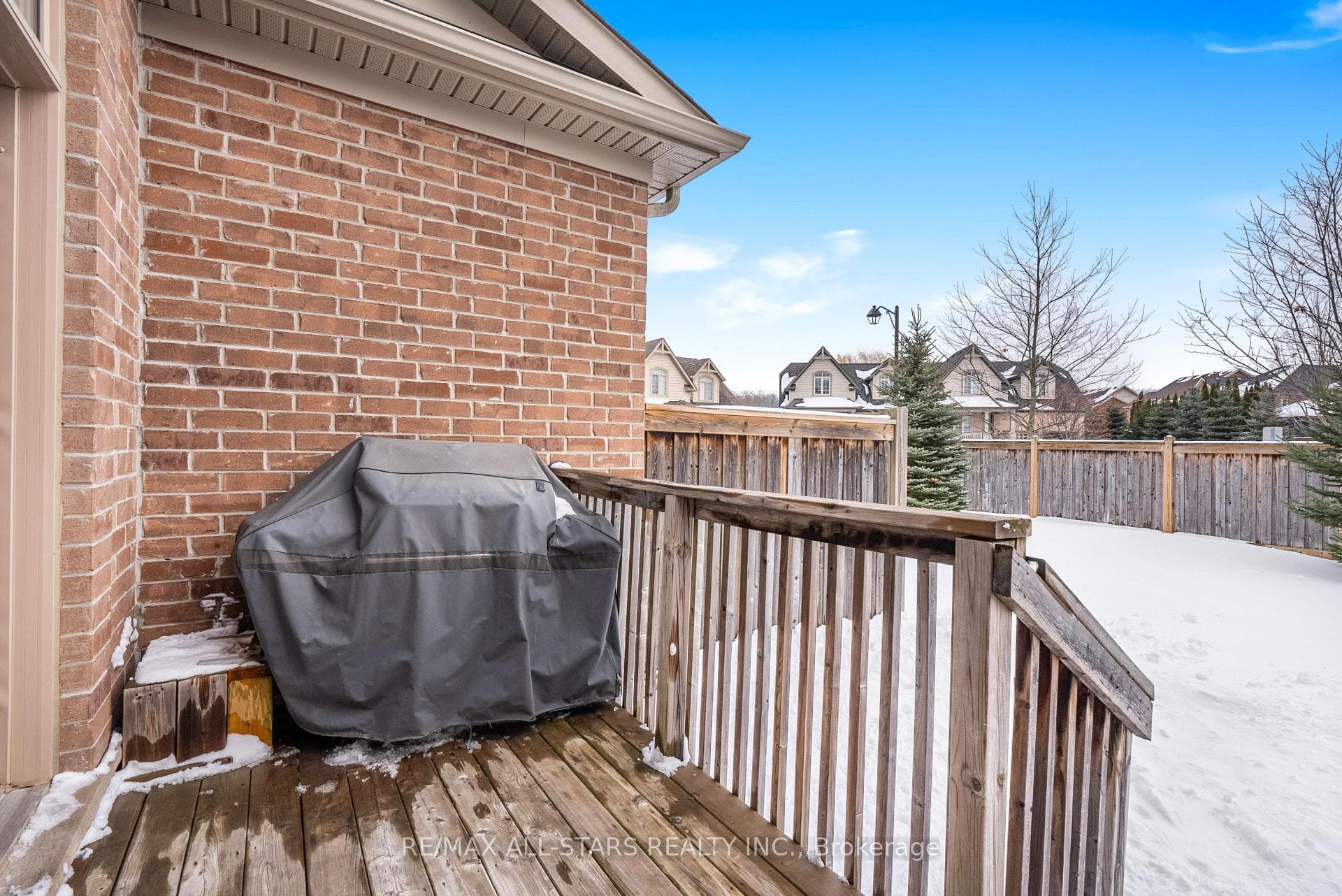 65 Bill Knowles Street photo 37