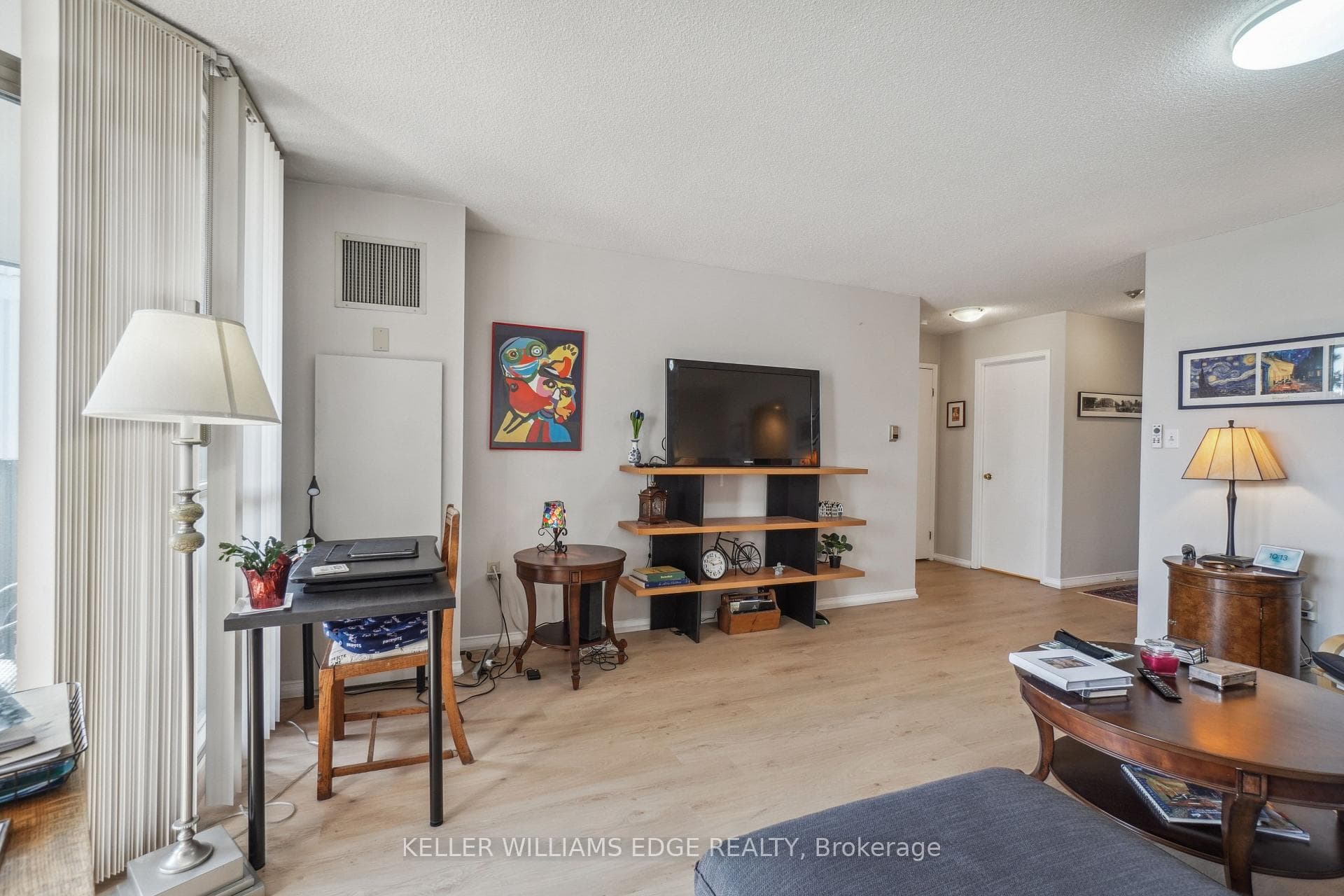 5090 Pinedale Avenue Unit 404 photo 12