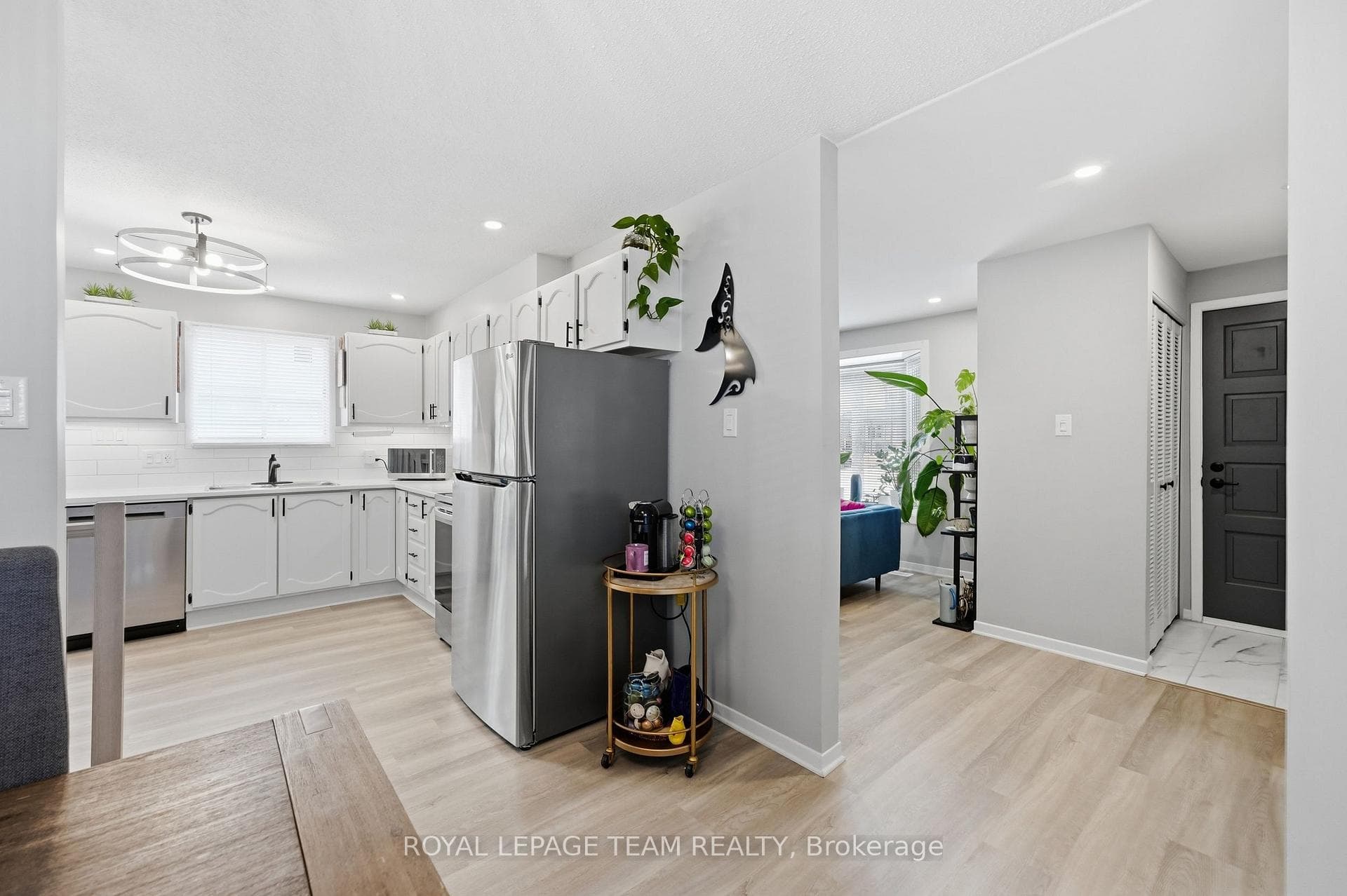 289 Montfort Street photo 18