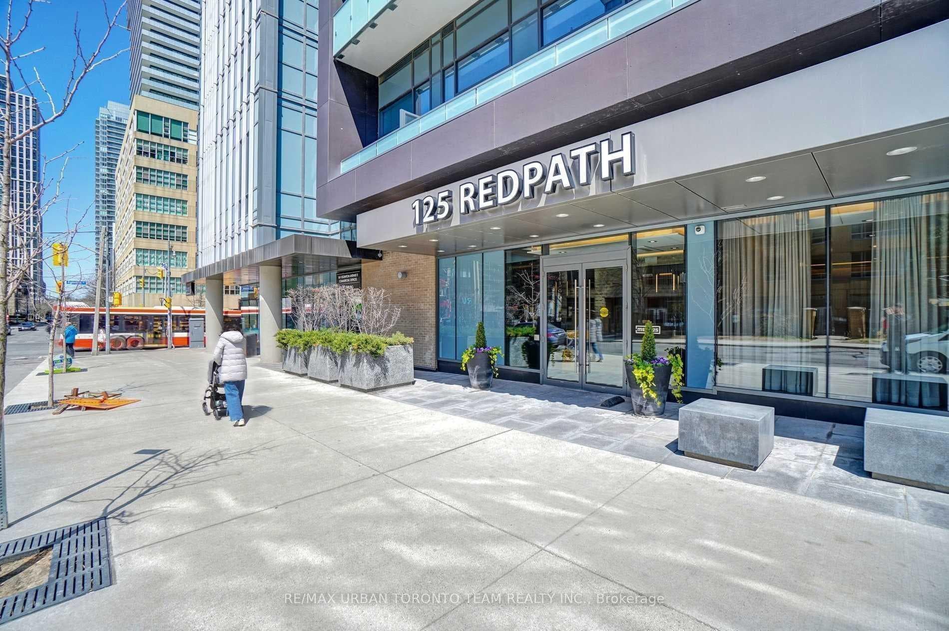 125 Redpath Avenue Unit 2811 photo 2