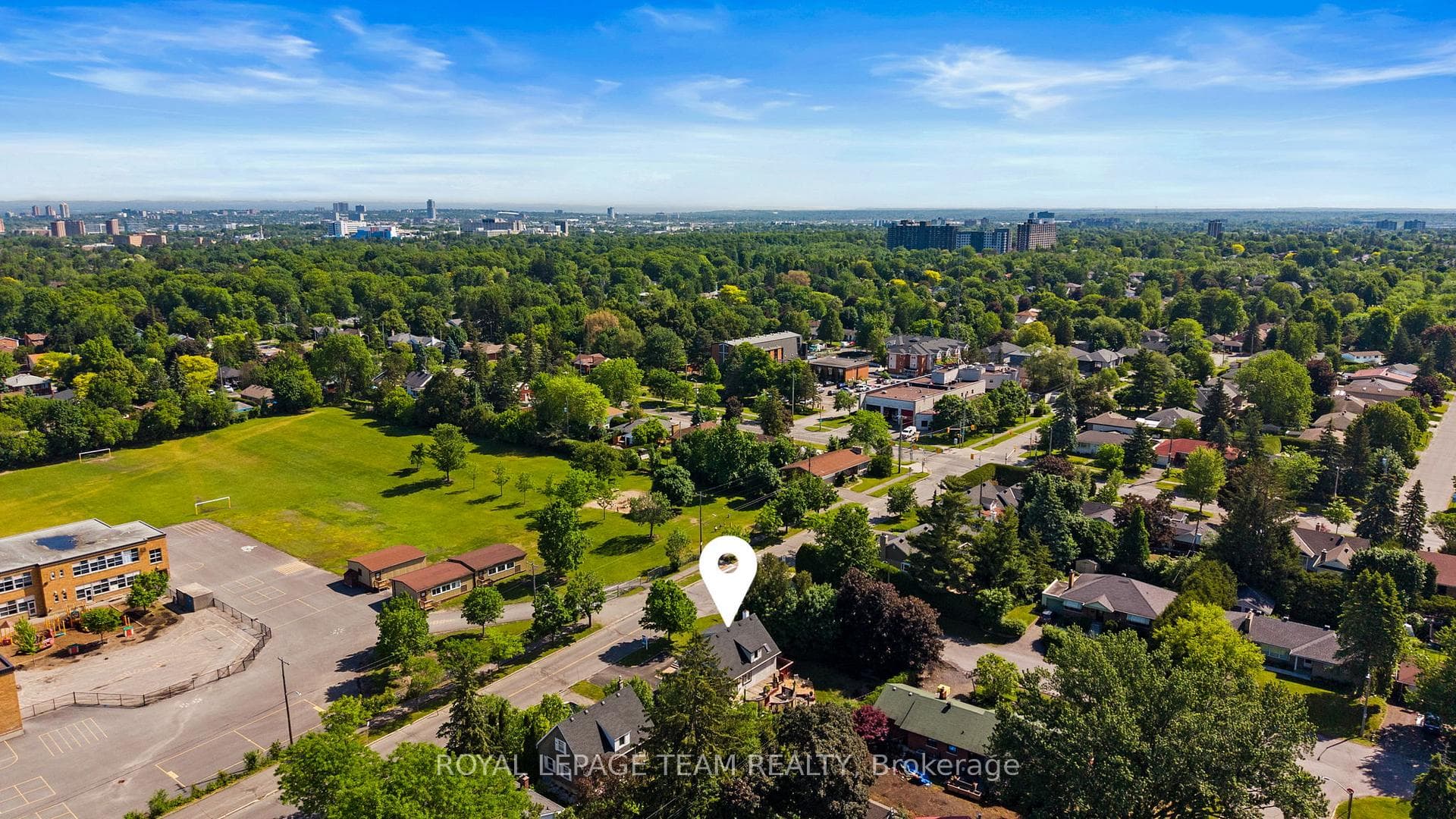 1386 Randall Avenue photo 46
