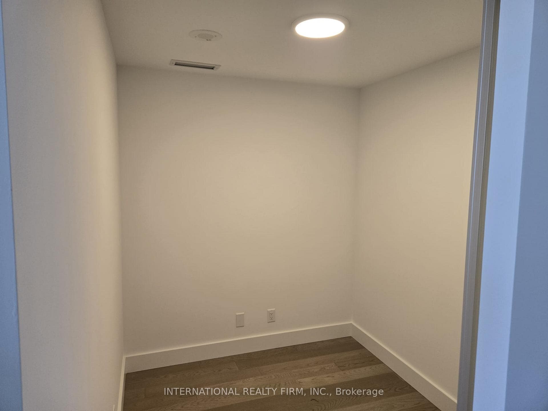 6 Greenbriar Rd Road Unit 1002 photo 12