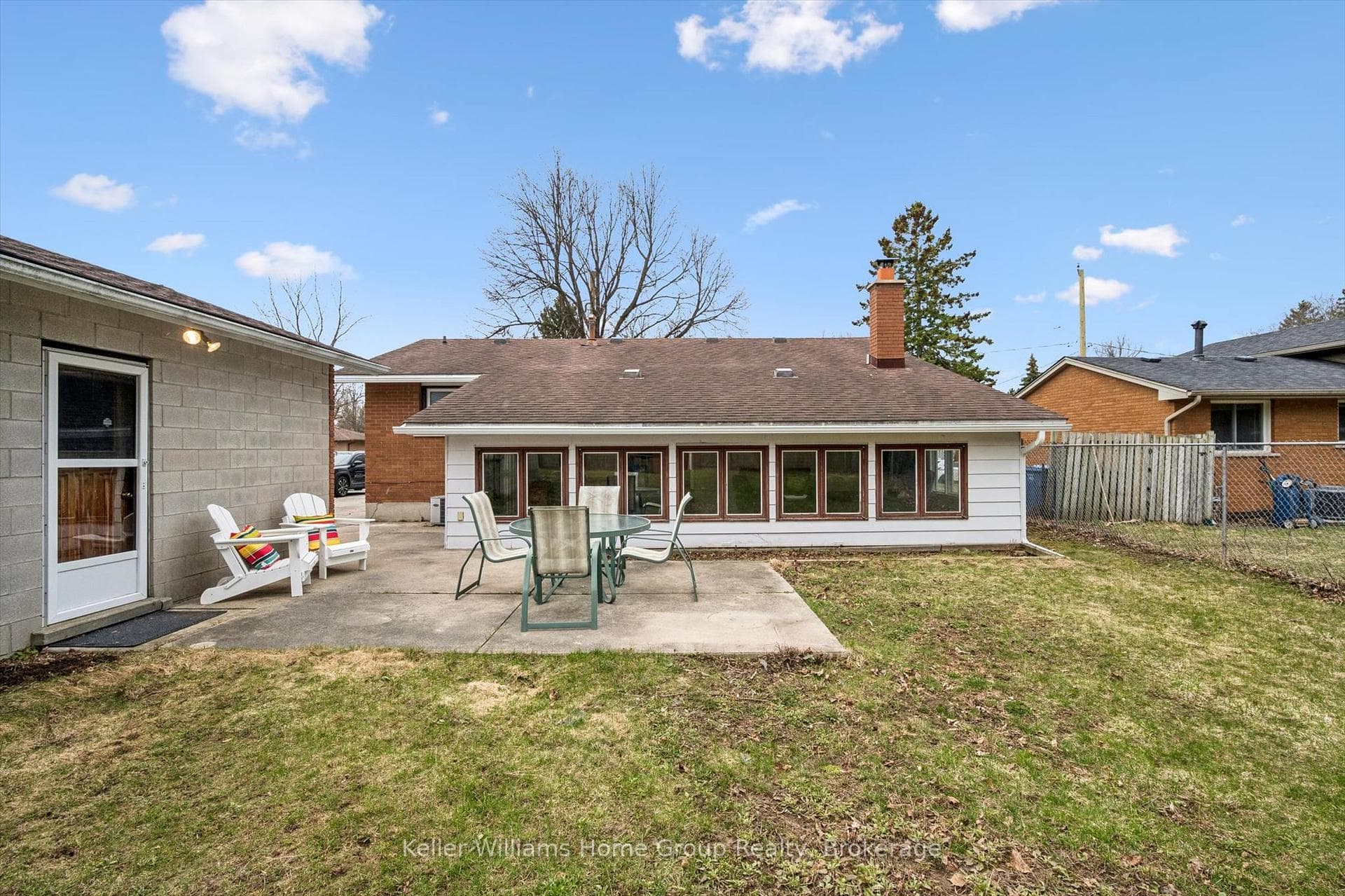 23 Hastings Boulevard photo 46