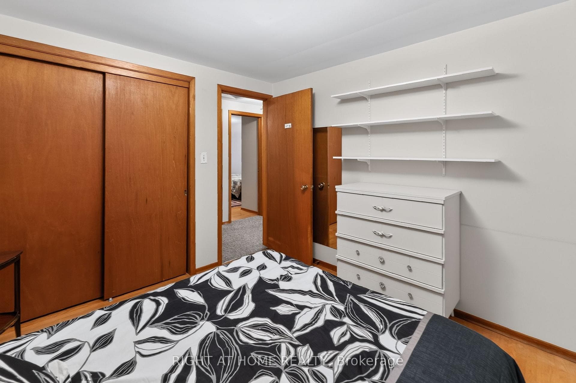49 Locke Avenue photo 18