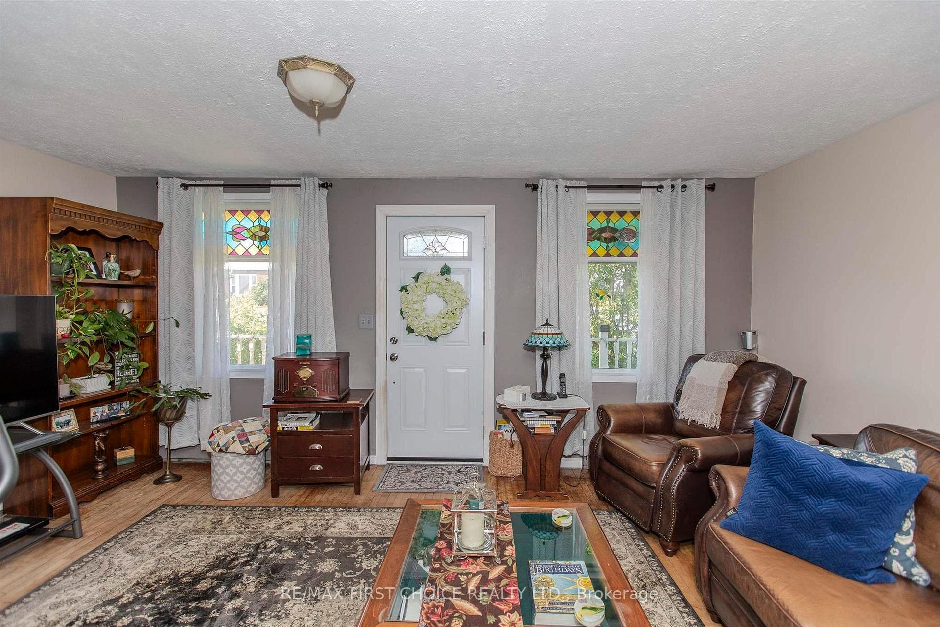 1036 Alexandra Street photo 12