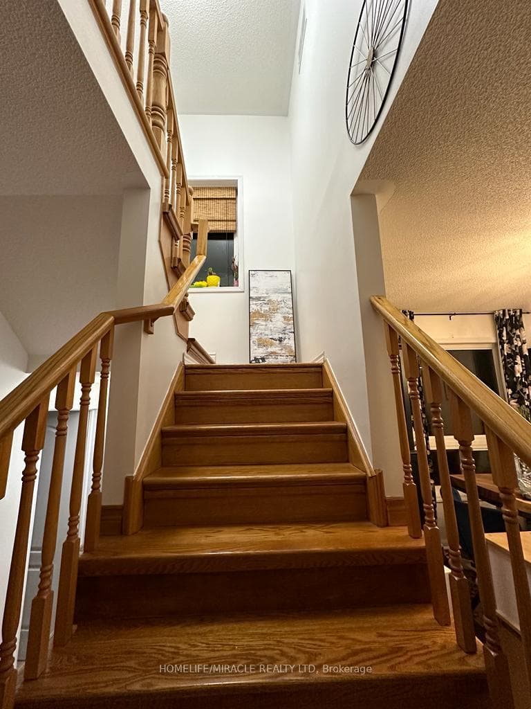 64 Sweetwood Circle photo 16