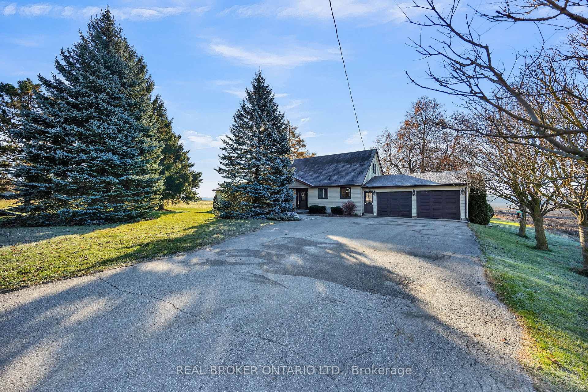 3766 Lobsinger Line photo 24