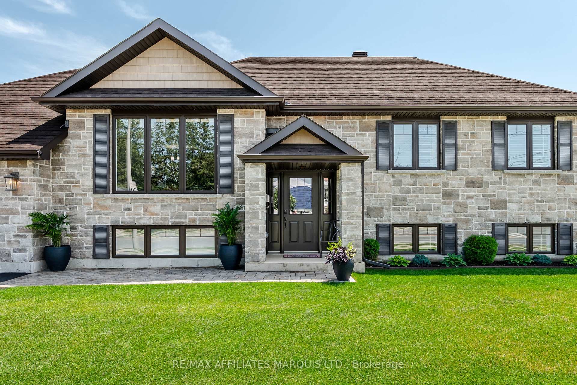 2 Mercier Avenue photo 4