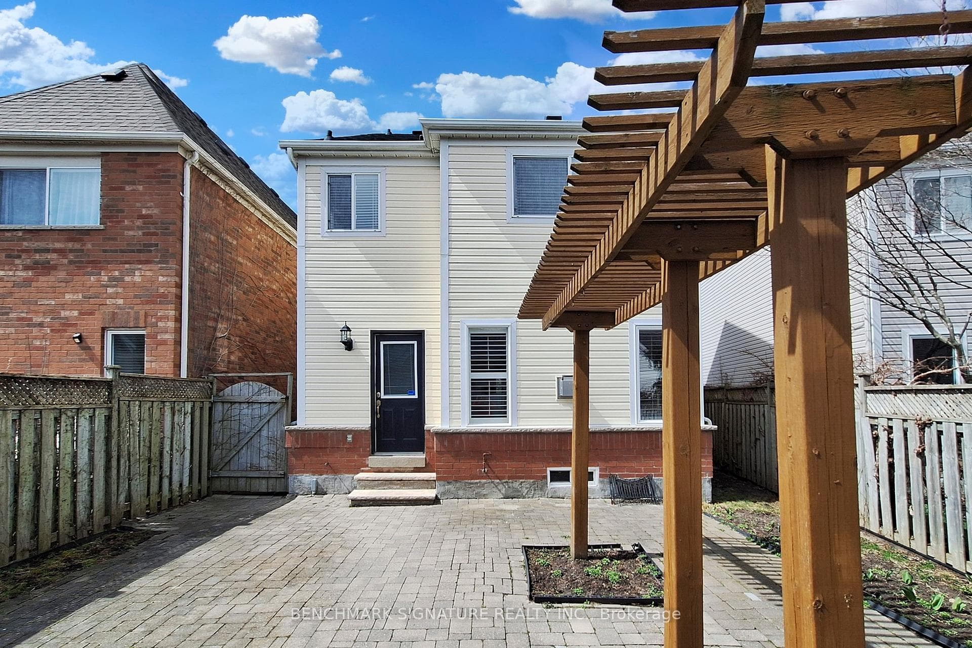 19 Prospectors Drive photo 35