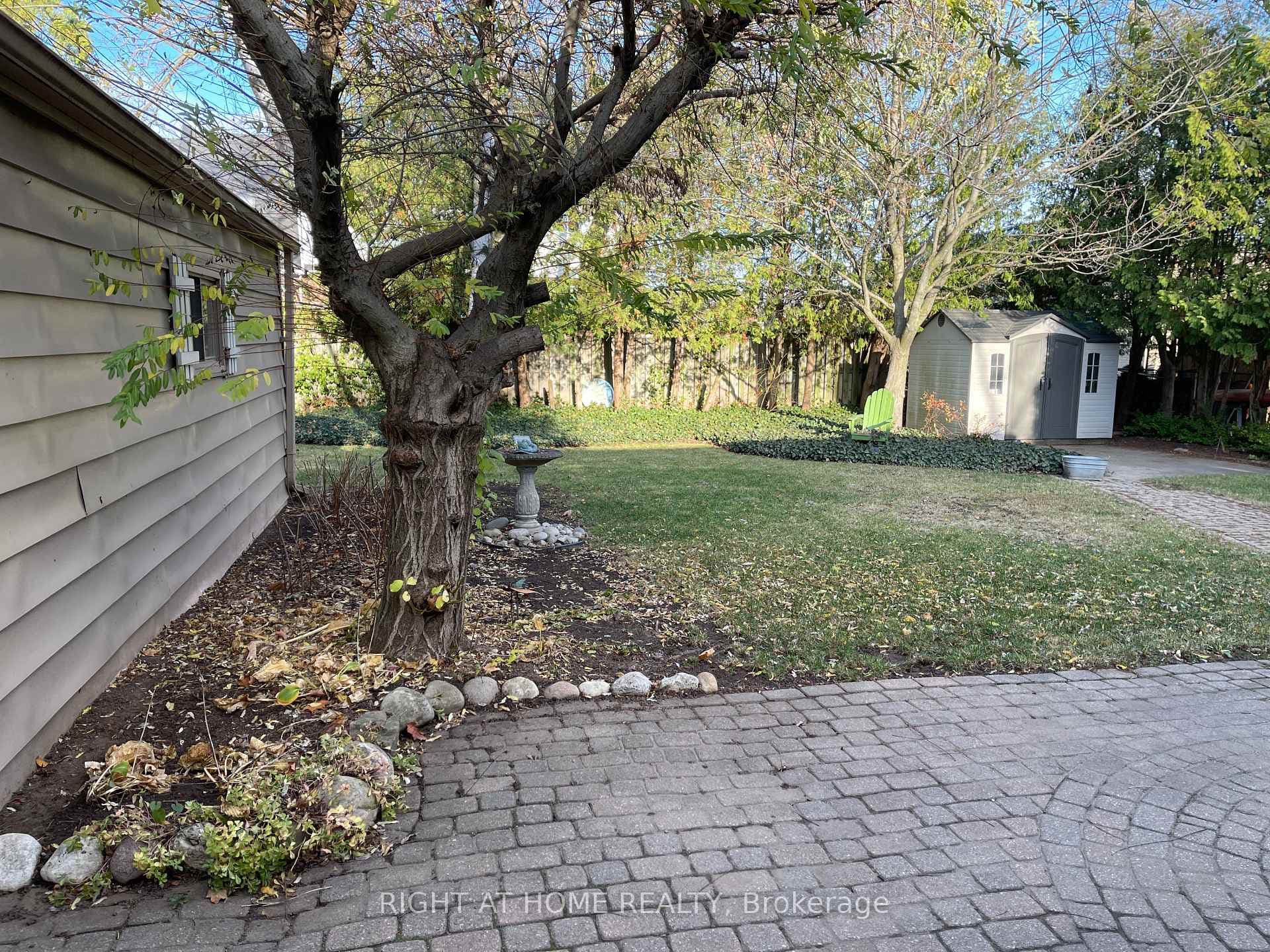473 Rothesay Place photo 43
