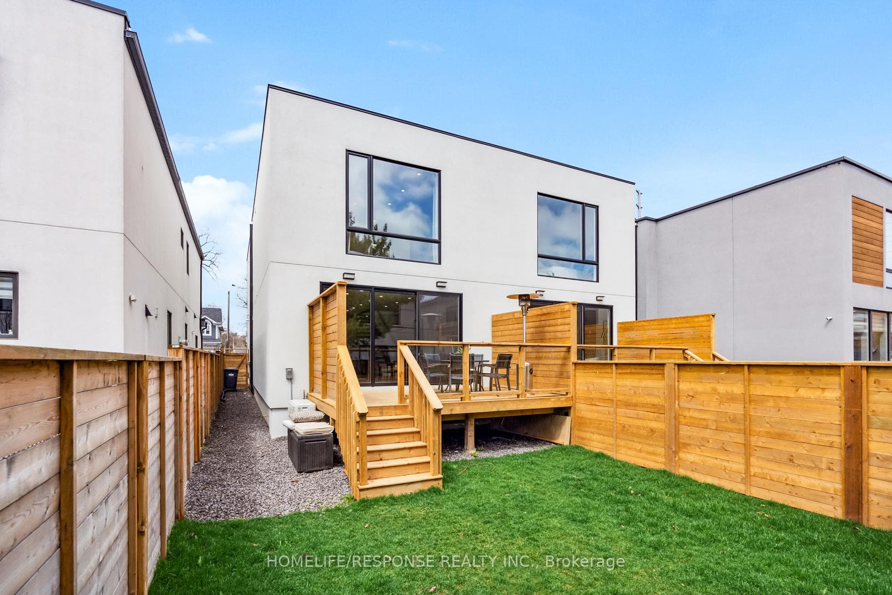 67 FOREST Avenue photo 25