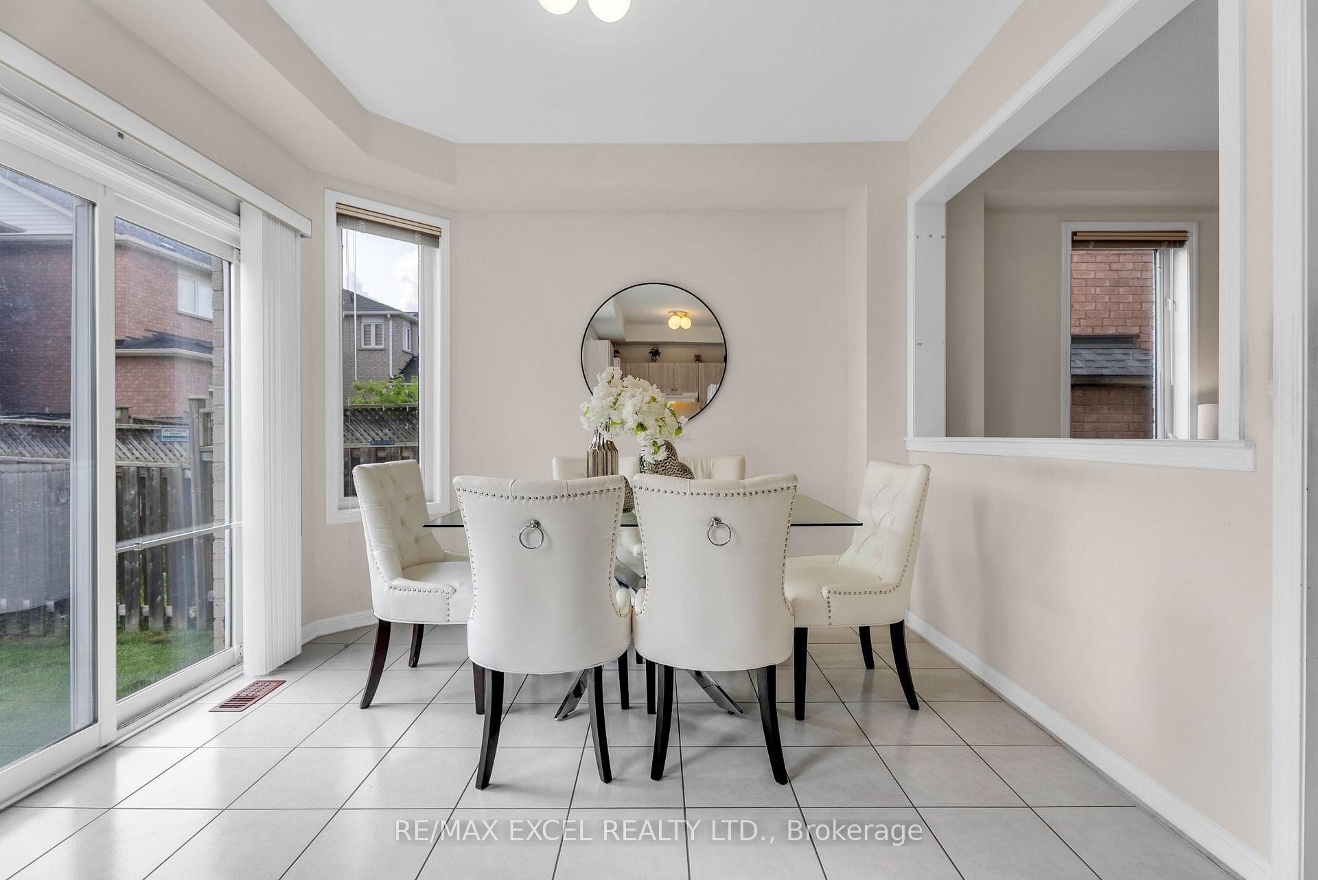 151 Hillwood Street photo 14
