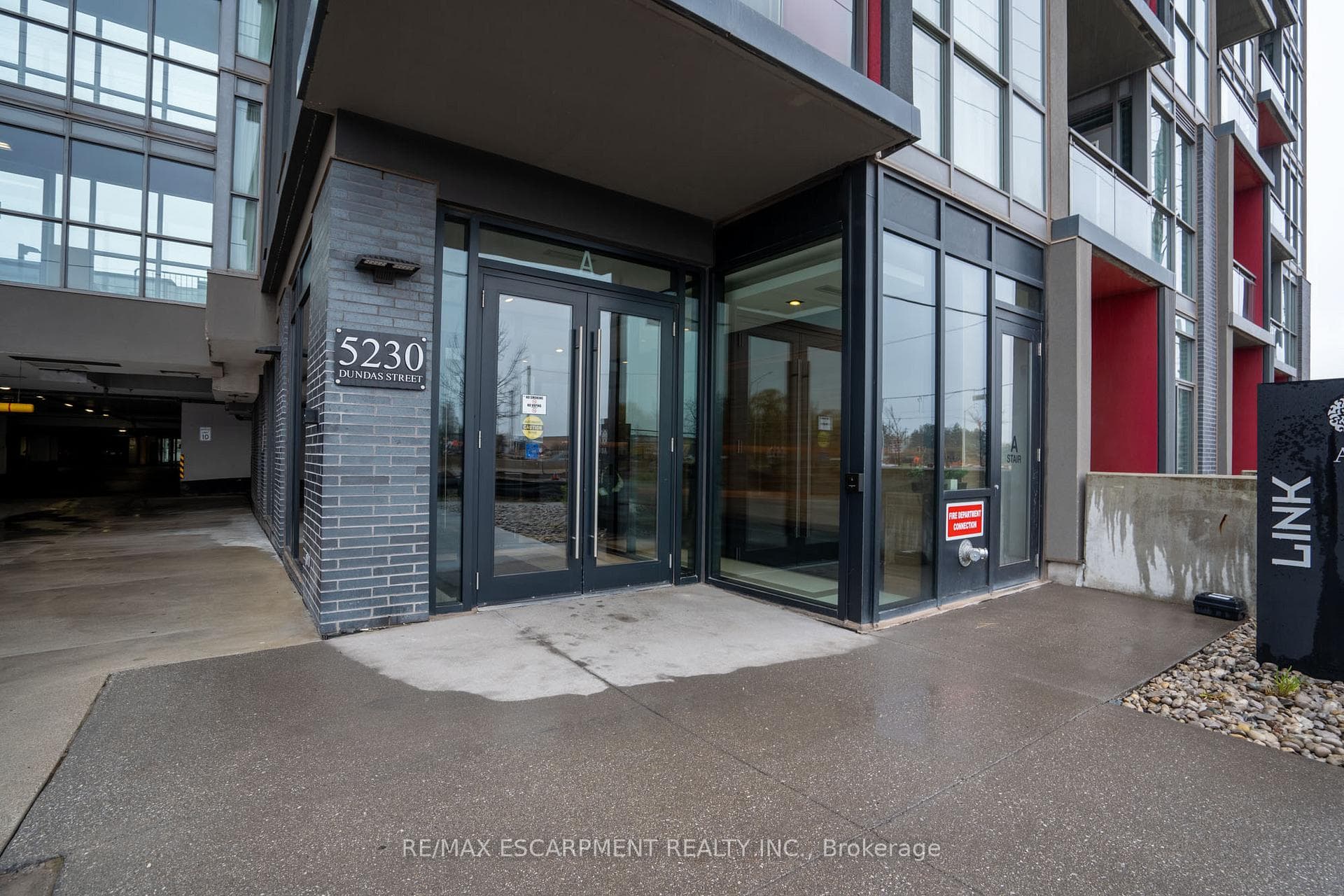 5230 Dundas Street Unit A428 photo 2