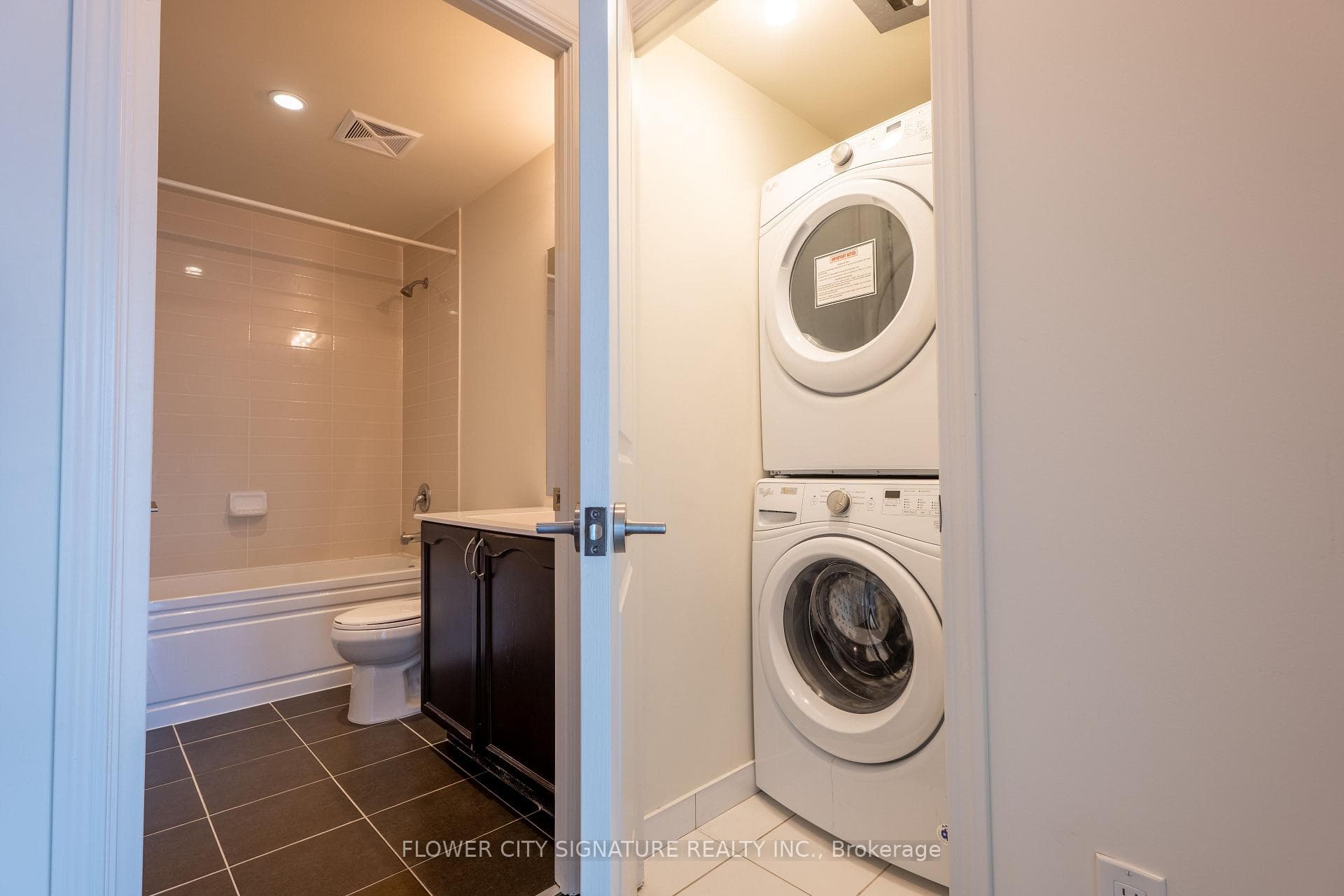 39 Annie Craig Drive Unit 1408 photo 12