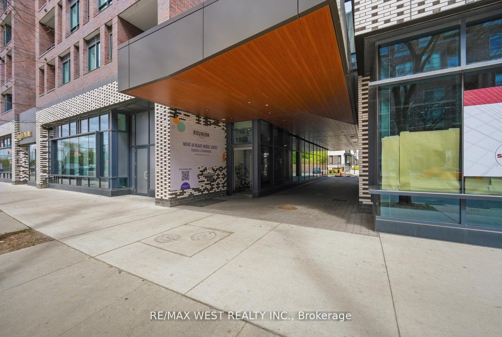 1808 St. Clair Avenue Unit 801 photo 27