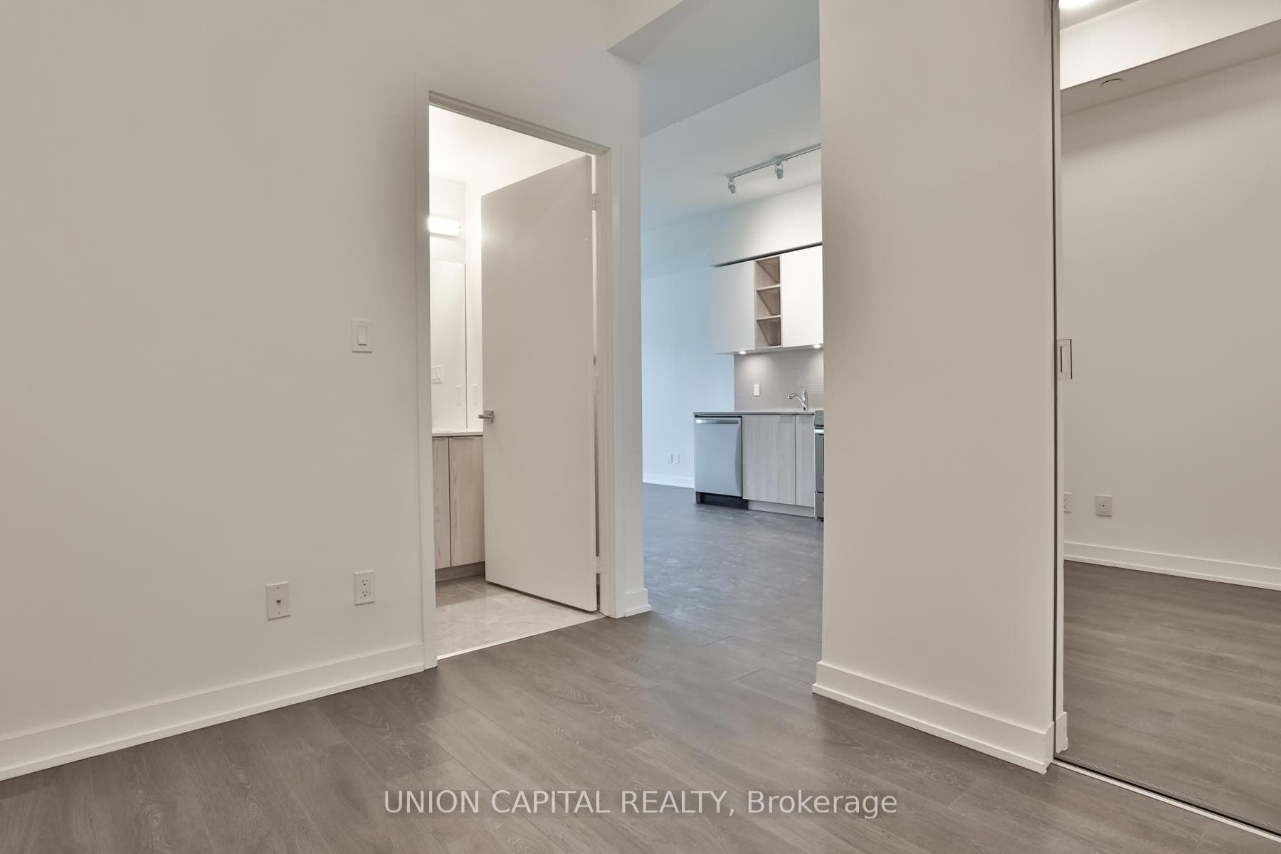 30 Ordnance Street Unit 301 photo 12
