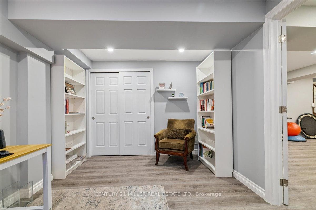 3353 Liptay Avenue Unit 14 photo 37