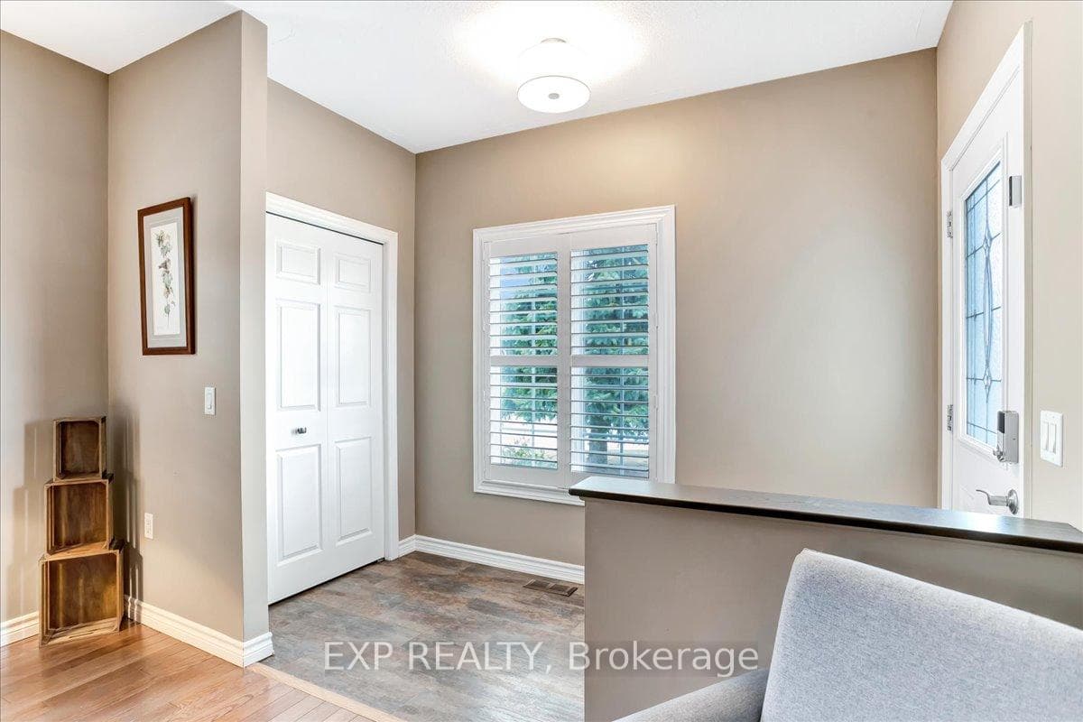 10 ATLANTIC . Avenue photo 4