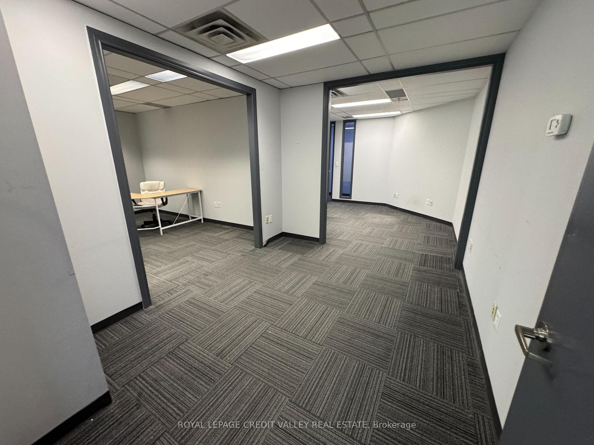 2800 Skymark Avenue Unit 205B photo 19