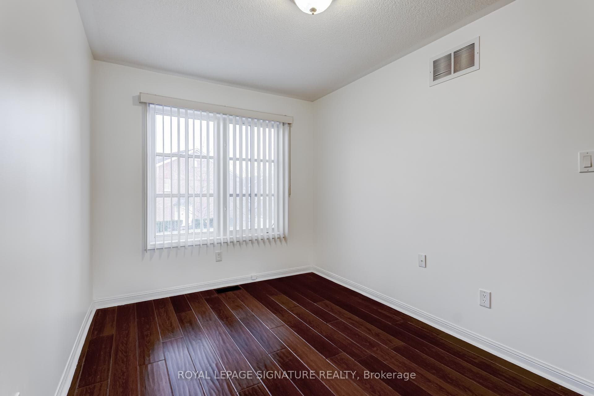 92 Dallimore Circle photo 26