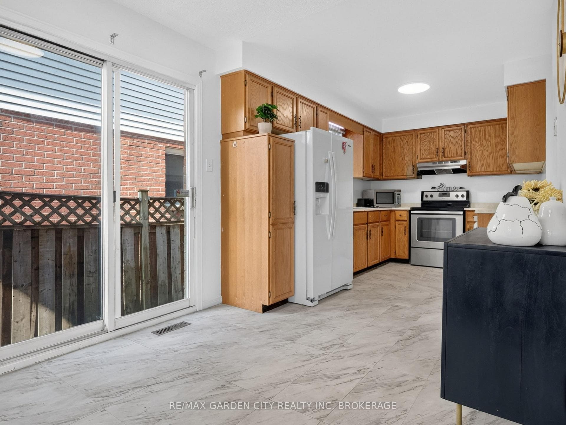 39 Buchanan Crescent photo 15