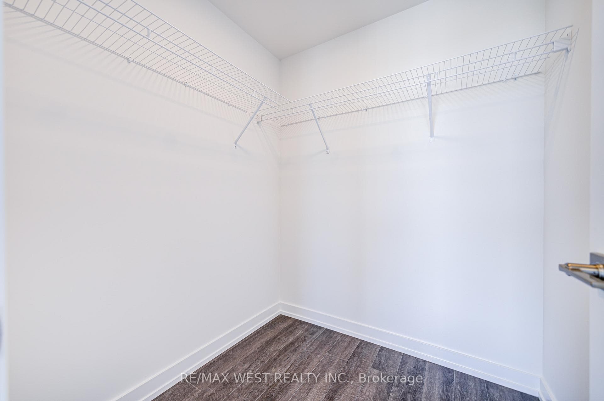 2501 Saw Whet Boulevard Unit 551 photo 33