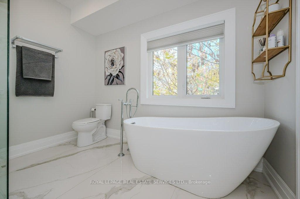 Primary Five-Piece Ensuite with Freestanding Tub