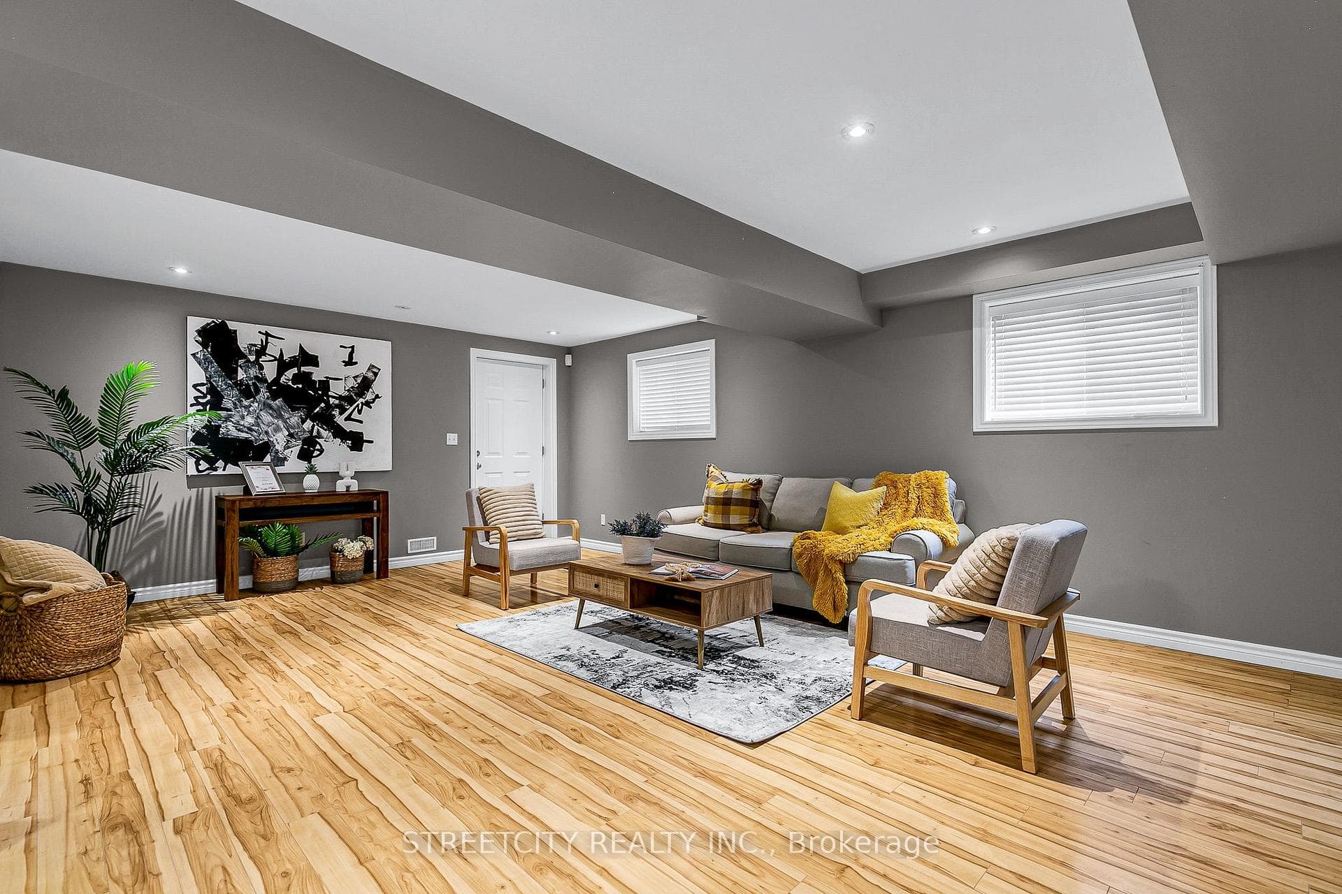 465 Jewel Street photo 23