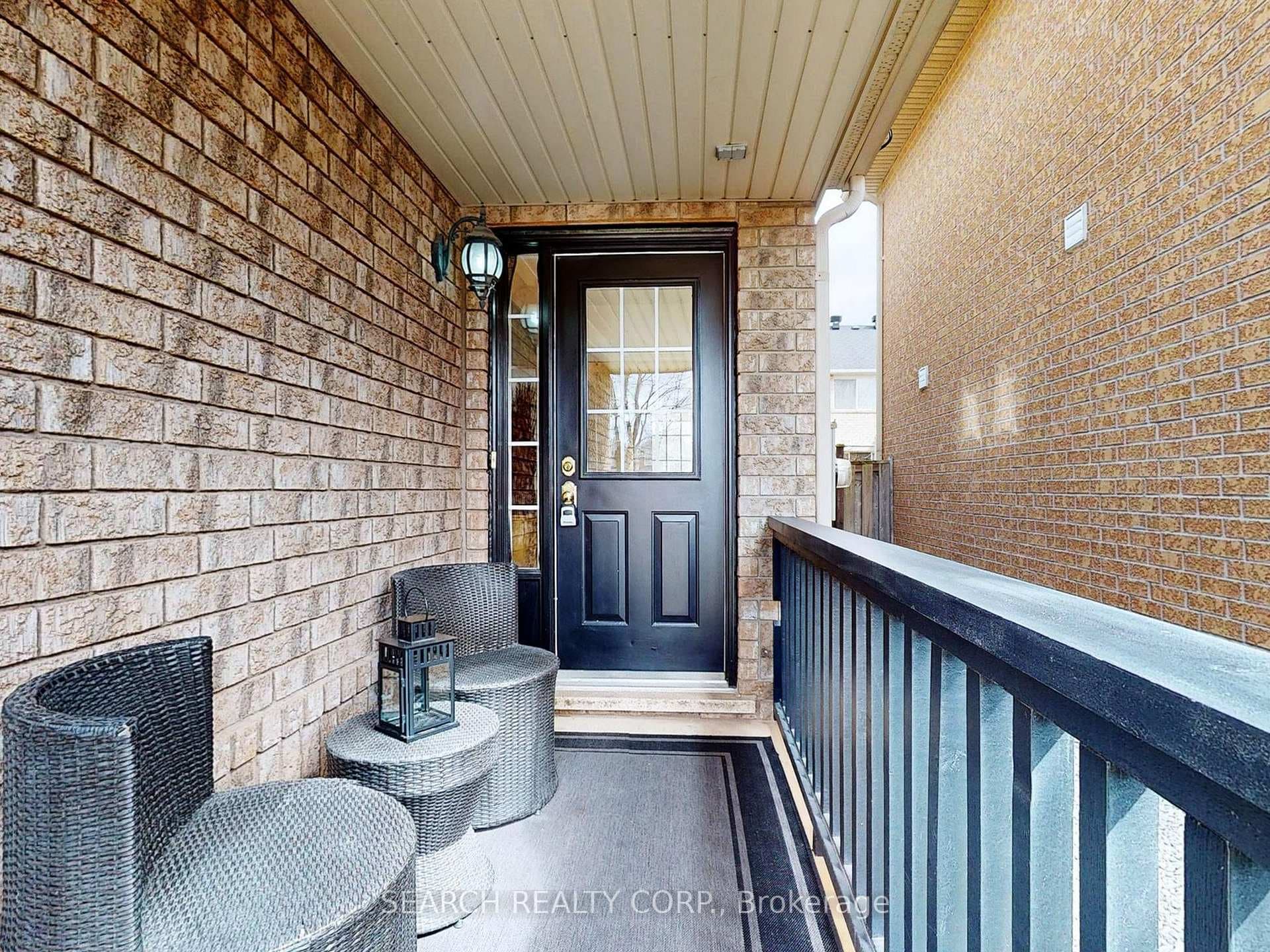 2375 Proudfoot Trail photo 2