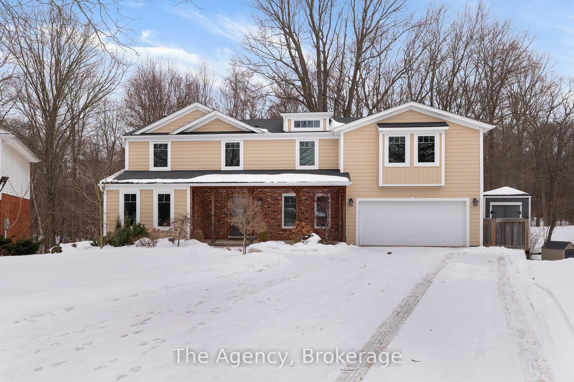 11 Vista Drive photo 1