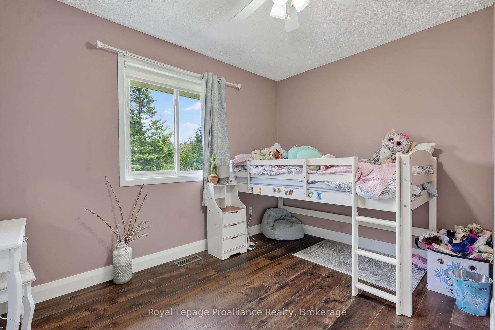 150 Woodland Road photo 23