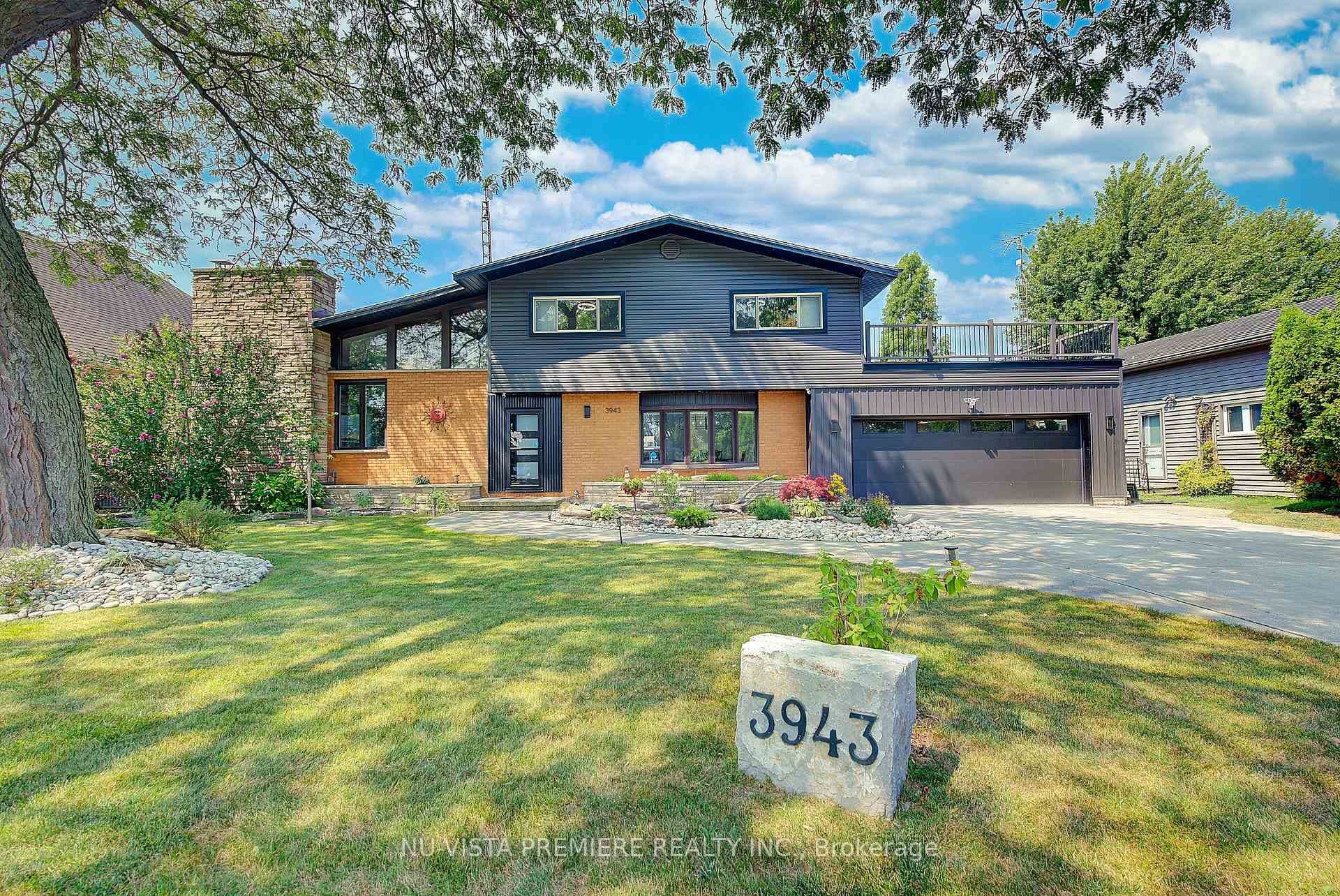 3943 Seaway Road photo 2