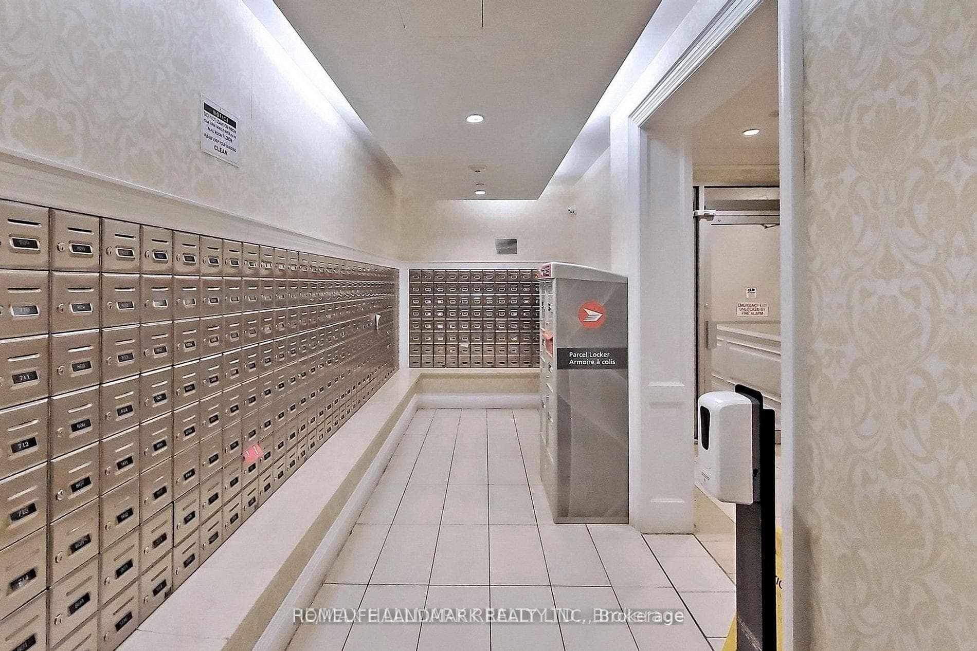 15 Greenview Avenue Unit 2114 photo 15