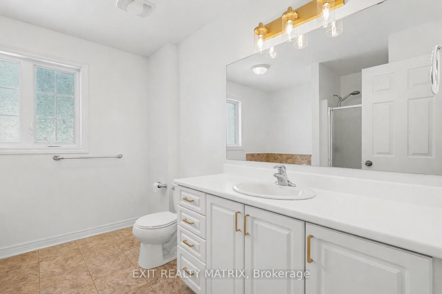 28 Honore Crescent photo 8
