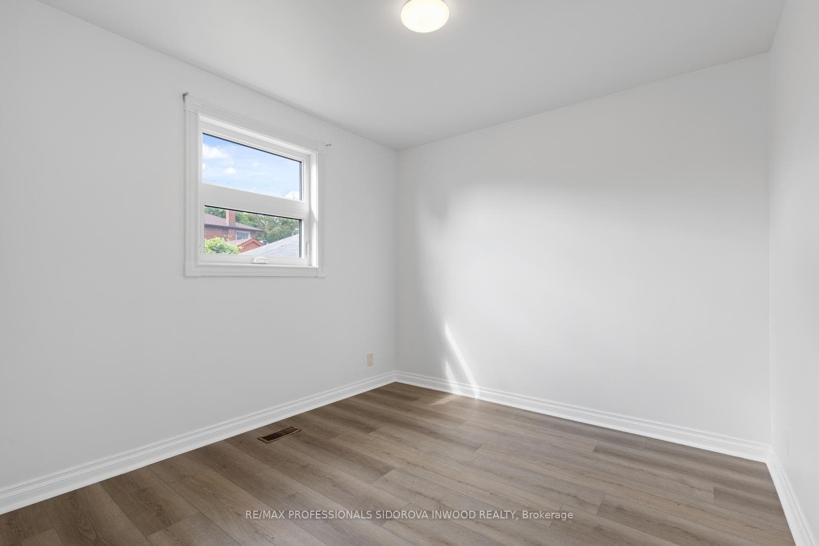 1 Dixon Road Unit 2 photo 13