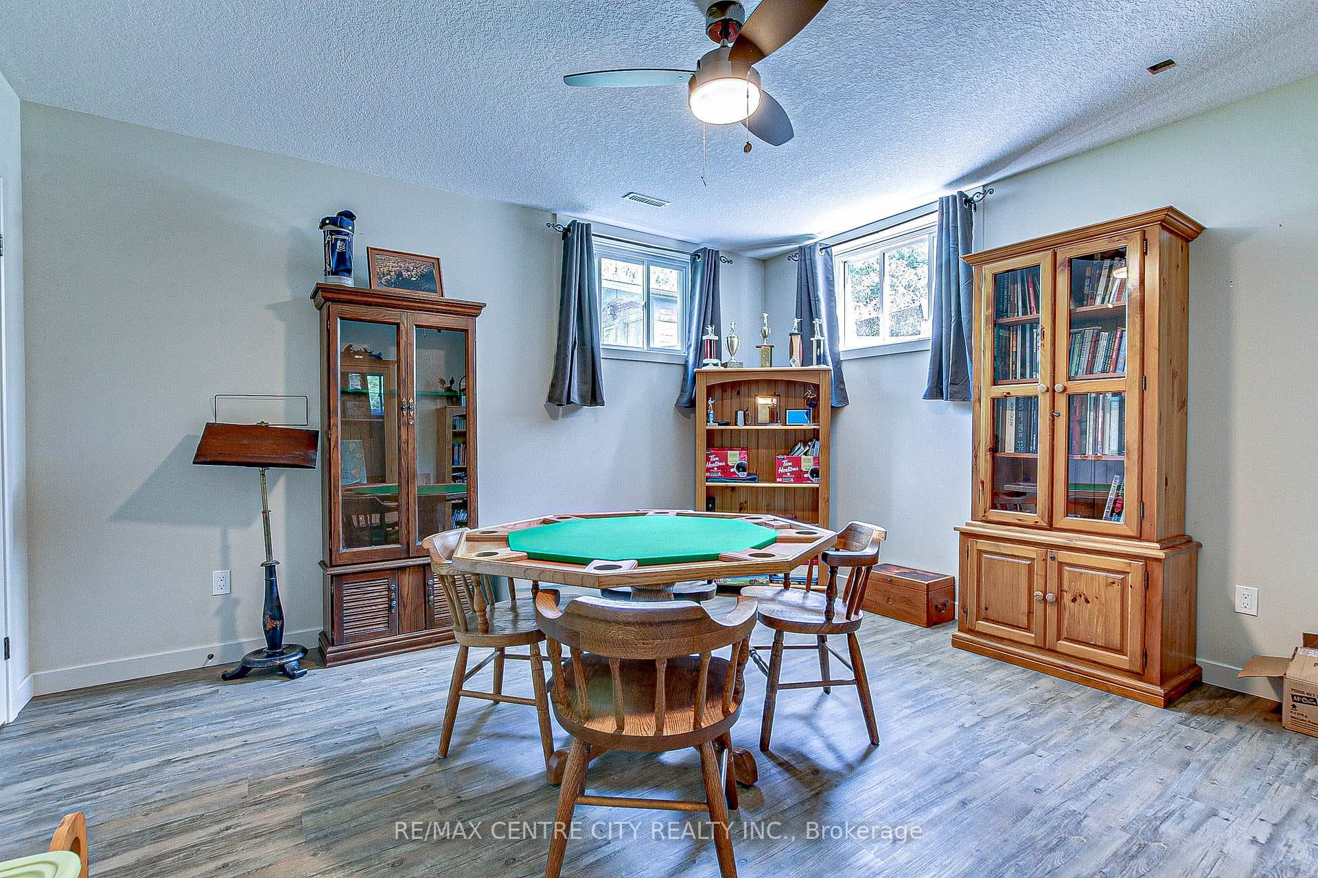 436 Beamish Street photo 30