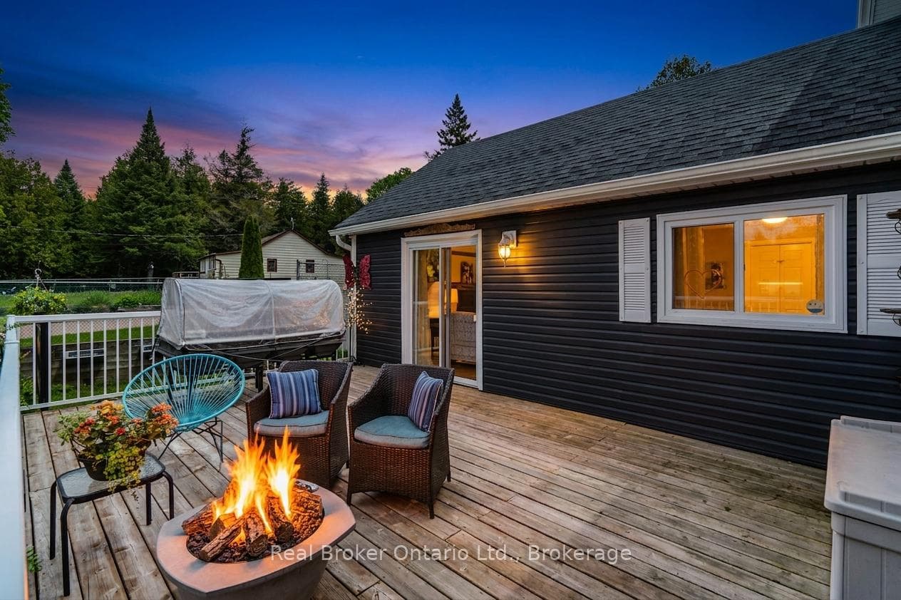 83 King Road photo 2