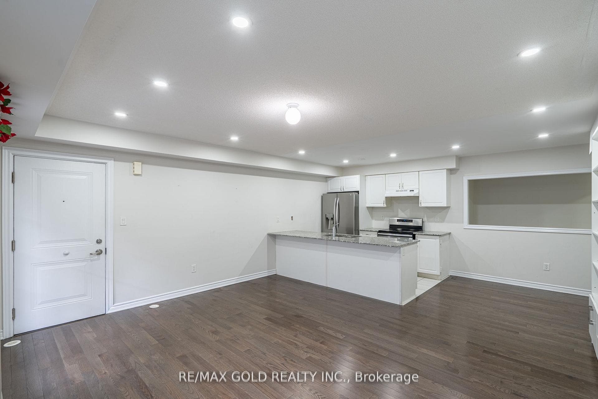 200 Veterans Drive Unit 45 photo 4