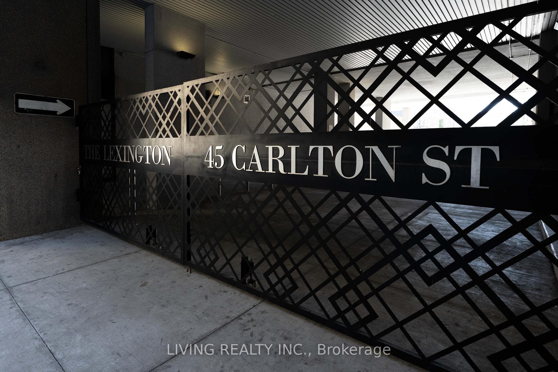 45 Carlton Street Unit #1515 photo 1