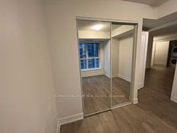 9 Mabelle Avenue Unit 826 photo 9