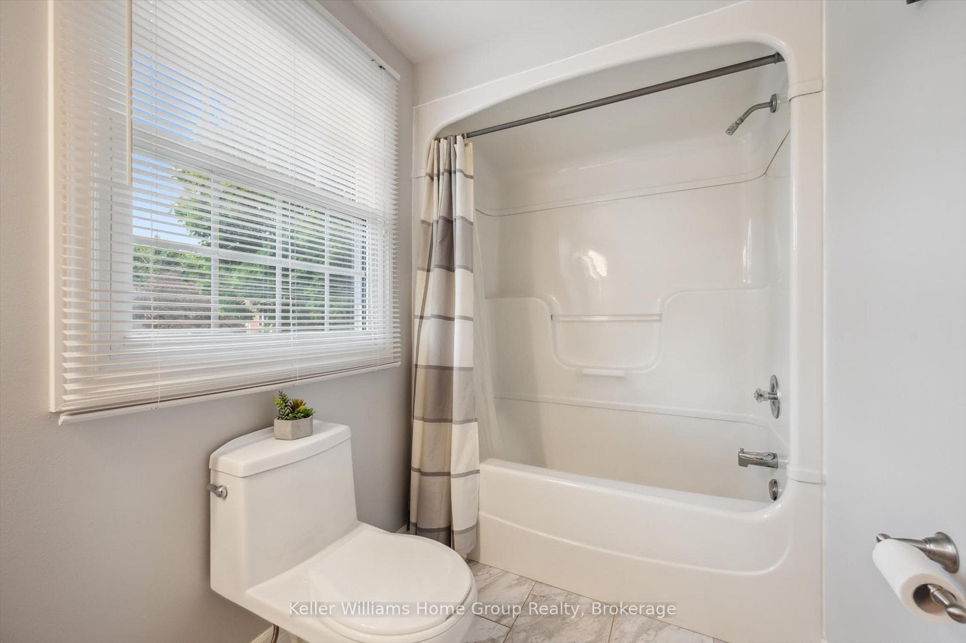 375 Imperial Road photo 26