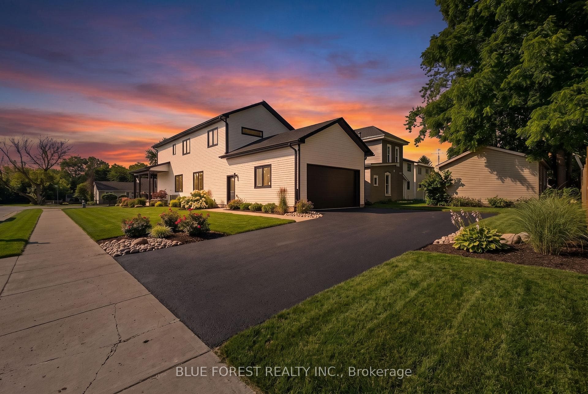 198 McRae Street photo 45