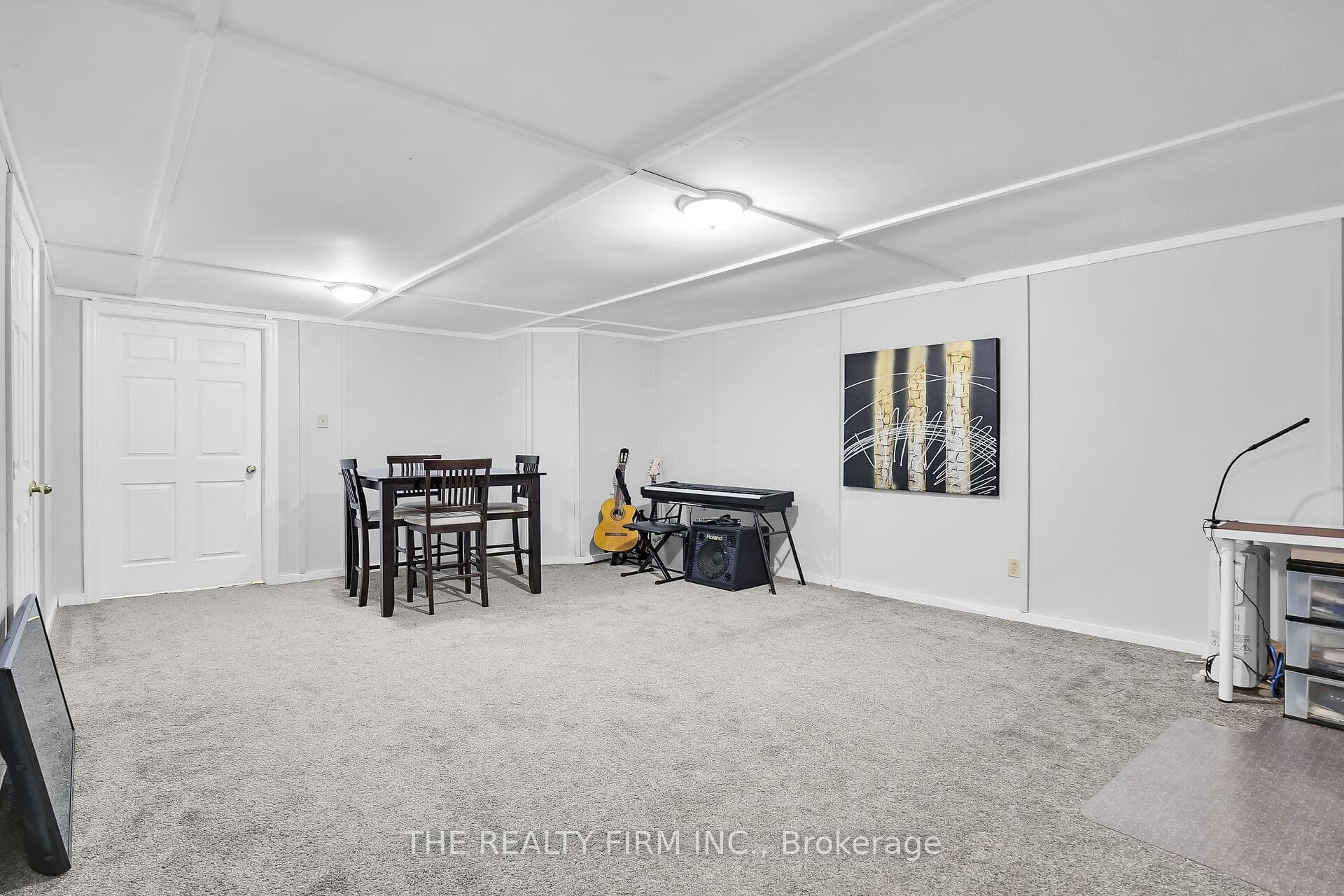 138 Monmore Road photo 31