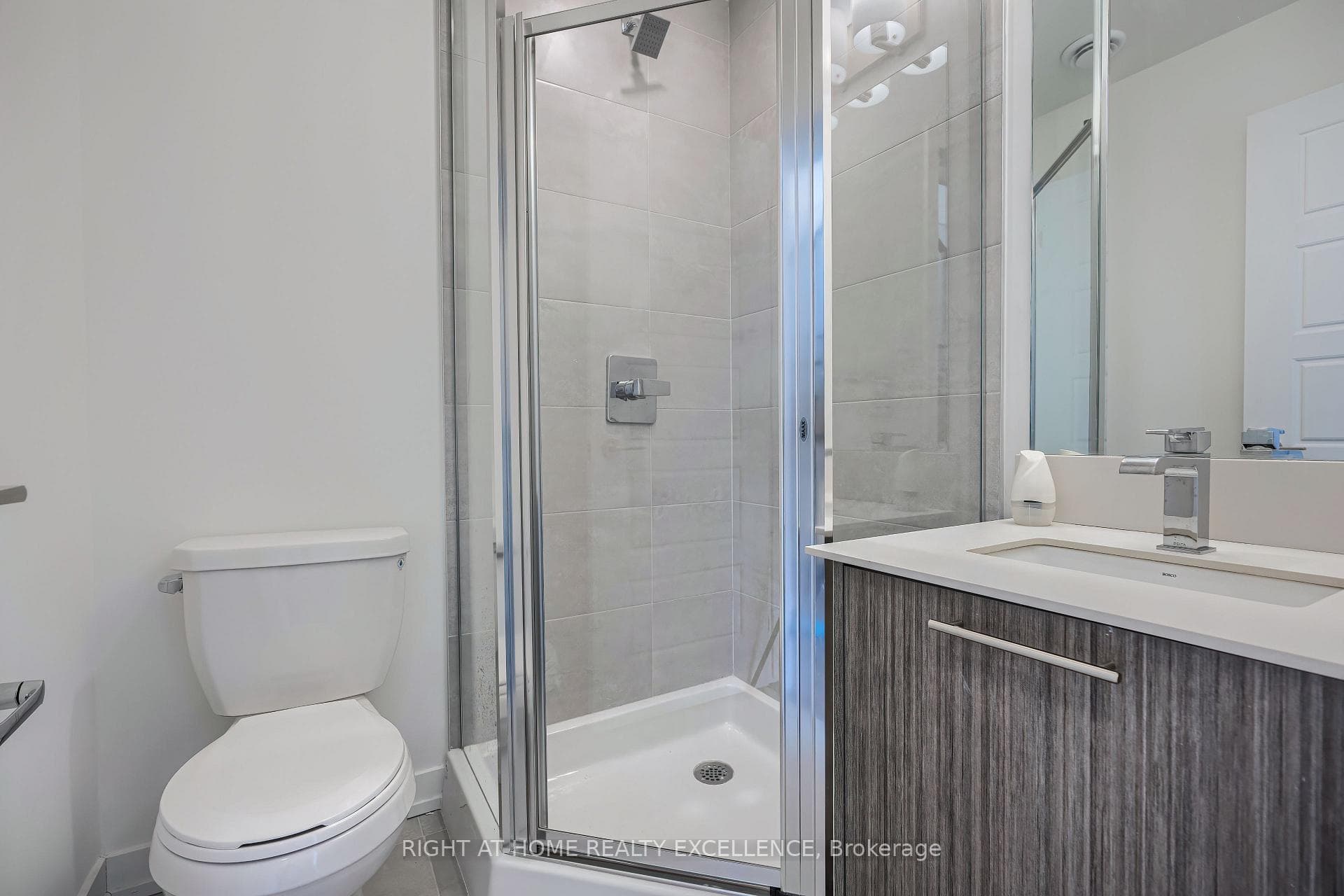 861 Sheppard Avenue Unit 2 photo 26