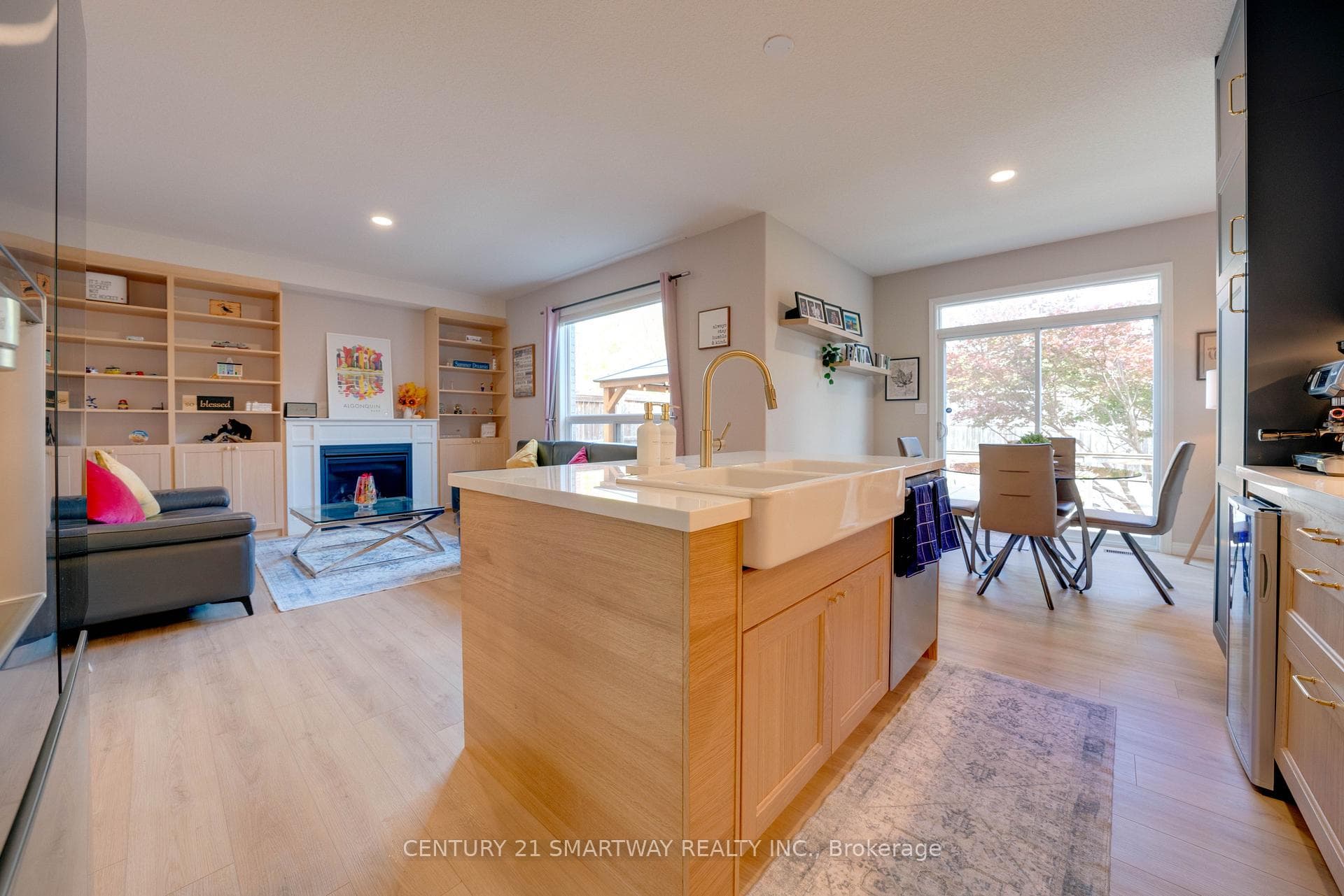 9 Hebert Street photo 14